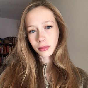 Meet your Posher, Annika